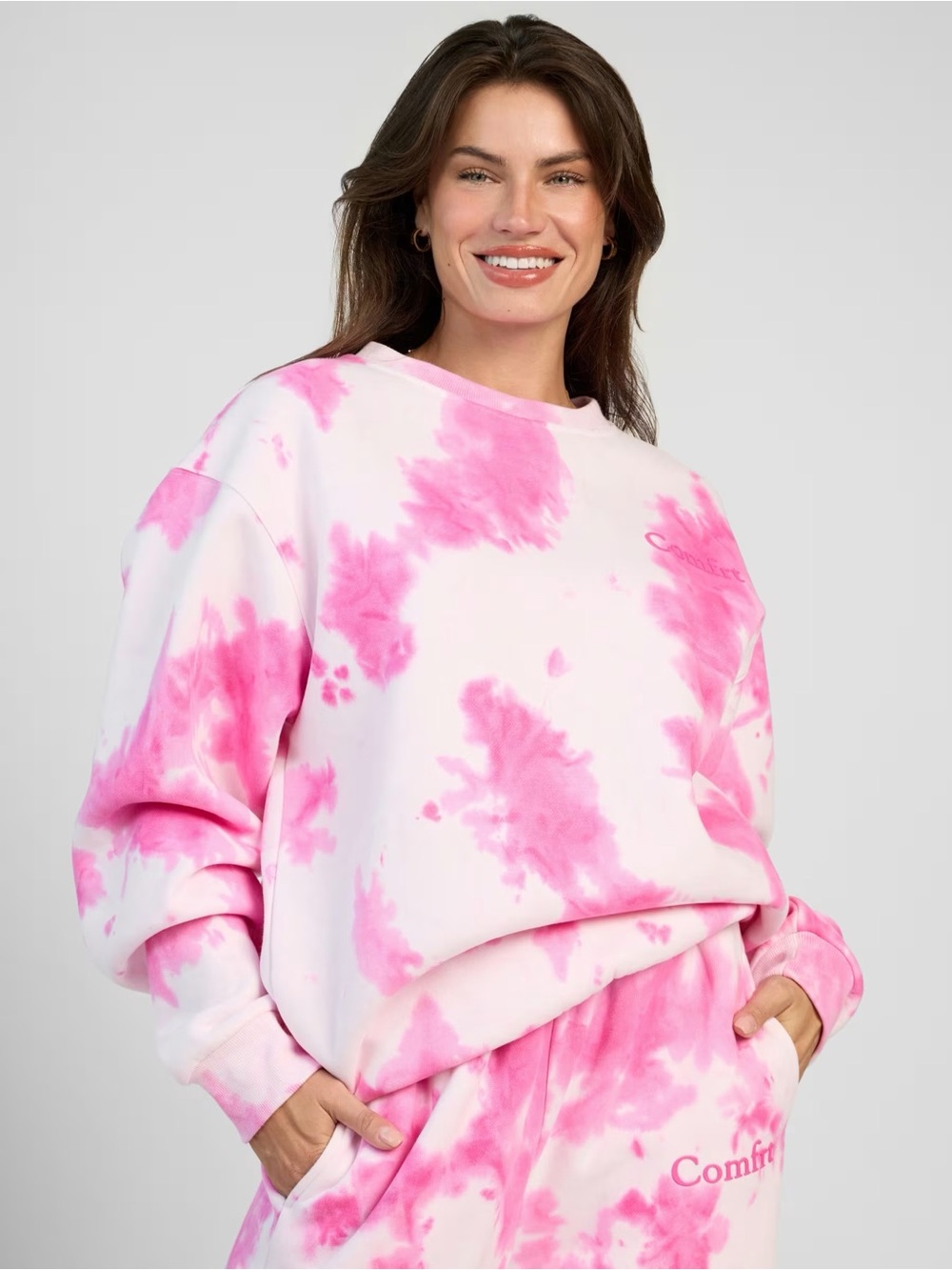 Comfrt Minimalist Crewneck Sweatshirt